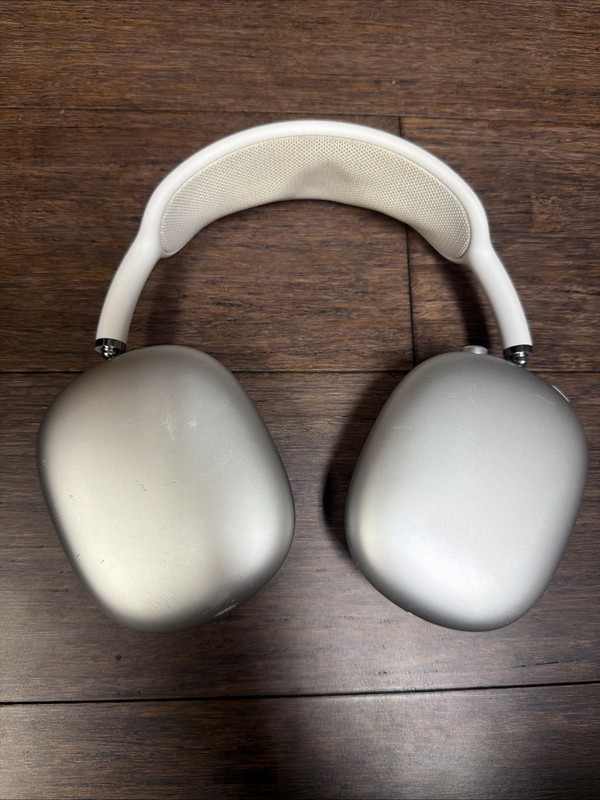 Apple AirPods Max Wireless Bluetooth Over-Ear Headphones – Silver – Model A2096