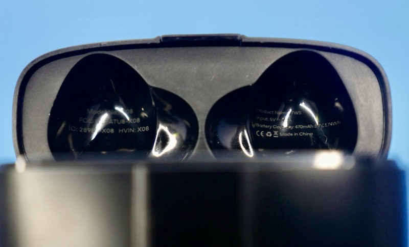 TRAGY X08 Black Wireless Bluetooth In-Ear Earbuds USB-C gallery