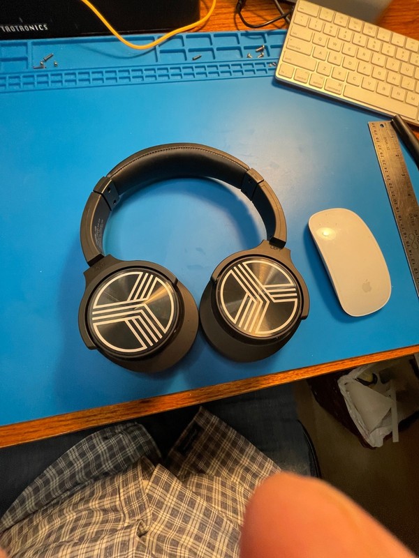 TREBLAB Z2 Wireless Ear-Cup Headphones - Black, Tested and Working gallery