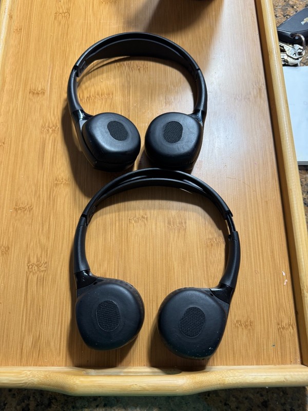 Cadillac Wireless Headphones PAIR ( Two Headphones)