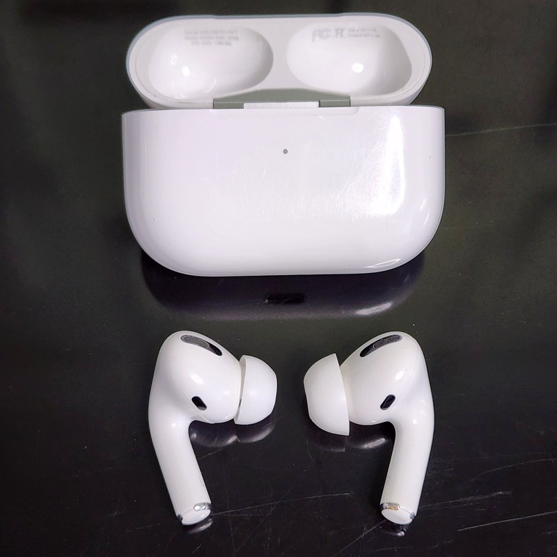 Apple AirPods Pro 1st Gen OS White | Noise Cancelling | *Read Description gallery