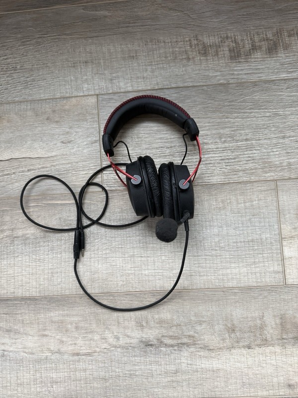 HyperX Cloud Alpha HX-HSCA-RD Over-Ear Headphones Gaming Headset Black Red