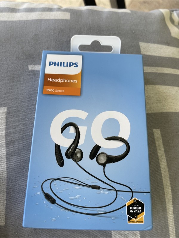 Philips A1105bk In Ear Sports Headphones With Microphone Sweat Resistant Bass