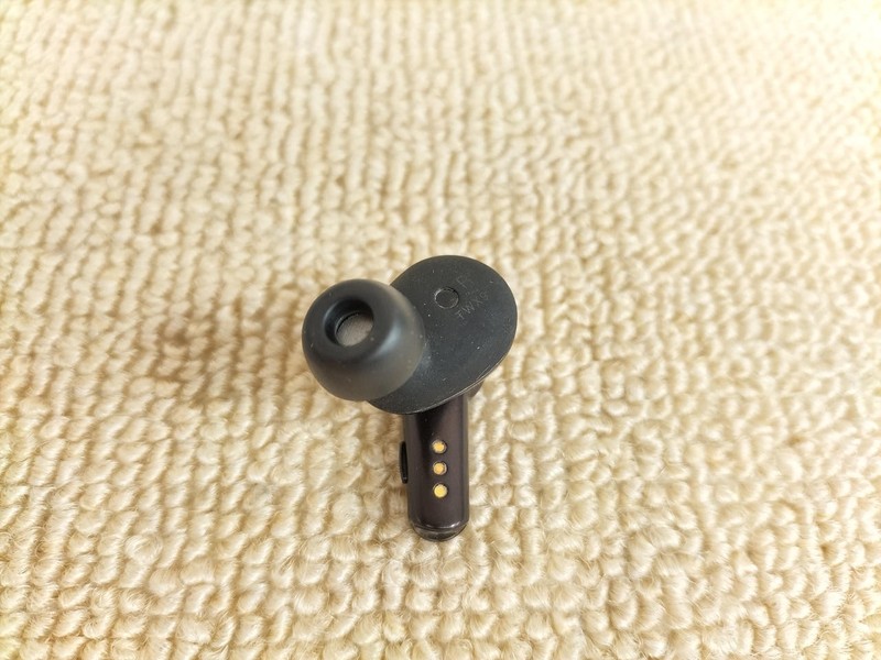 Audio-Technica ATH-TWX9 Wireless Noise Cancelling Earbuds Earphones w/ Tips Set gallery