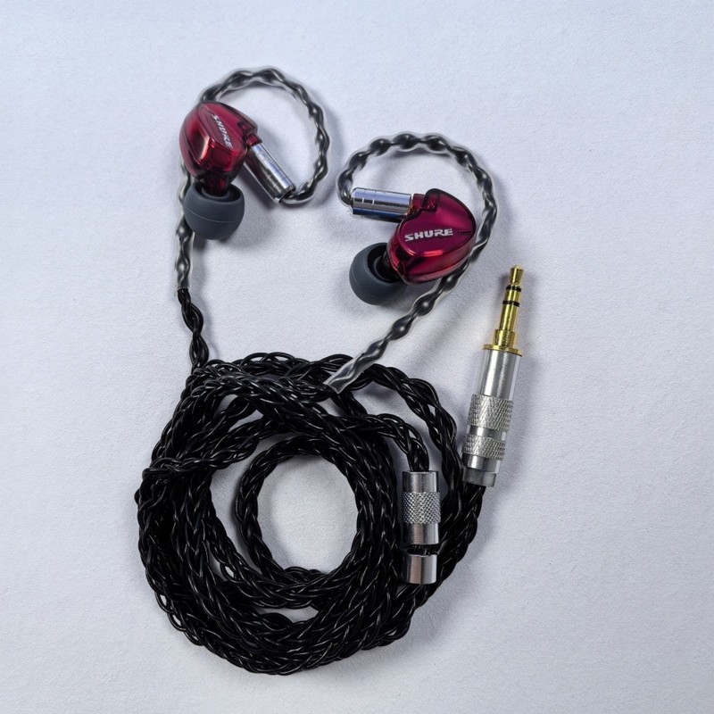 Shure SE535 Wired In-Ear Earphones Sound Isolating 3.5mm Cable Headphones Red gallery