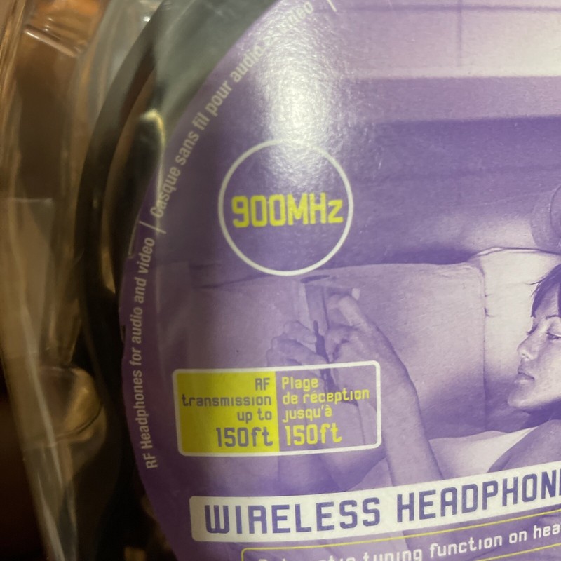 Sony 900 MHz RF Wireless Headphones MDR-RF960RK with Auto Tuning gallery