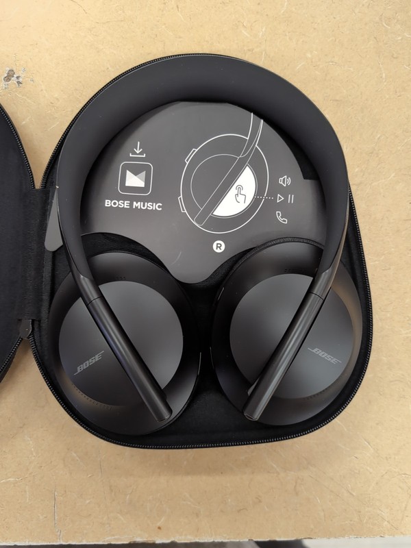Bose Noise Cancelling Headphones Quiet Comfort 700 Jewlerycounter
