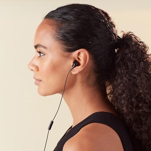 Amazon Basics Wired Earbuds with Microphone, In-Ear Headphones, 3.5mm, Black gallery