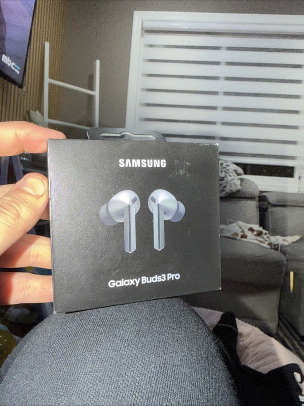 Samsung Galaxy Buds3 Pro Bluetooth Wireless Headphones In Silver w/ANC | SM-R630