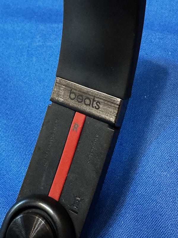 Beats Mixr Mixer Headphones David Guetta Edition Matte Black Limited Edition gallery