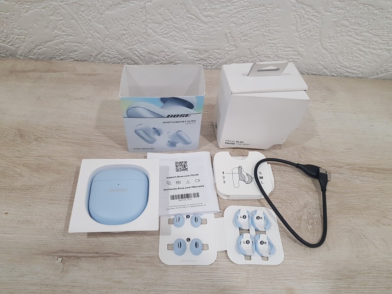Bose QuietComfort Ultra Wireless Noise Cancelling In-Ear Earbuds Moonstone Blue gallery