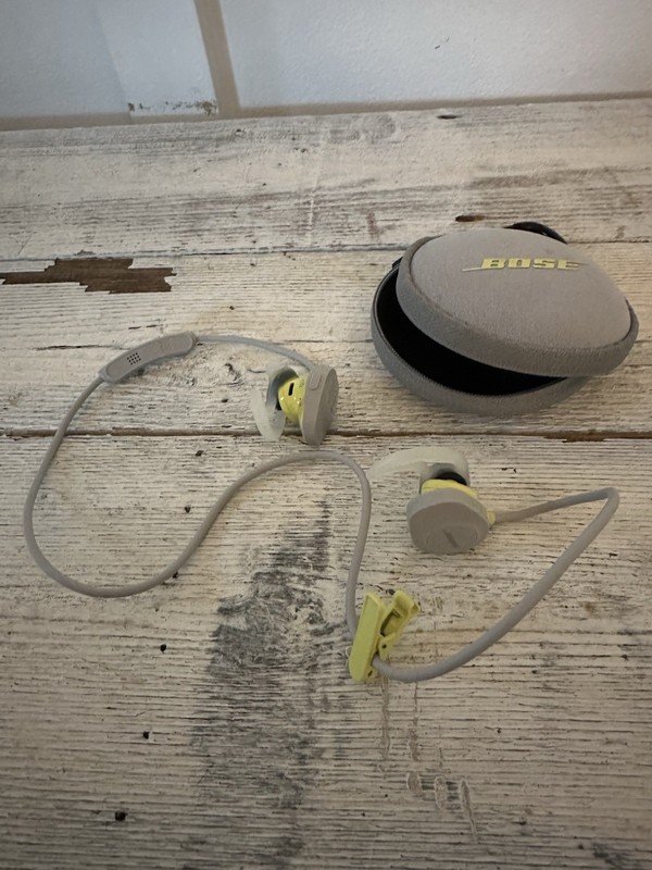 bose Soundsport Earbuds Green Grey With Case Work Great