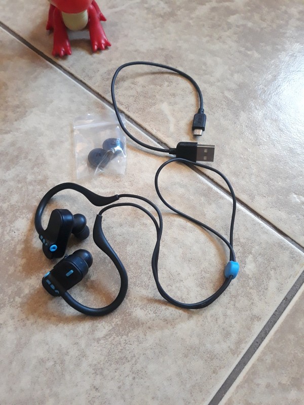 JAM – Live Fast Wireless In-Ear Headphones – Black, Model:HX-EP404-TESTED-EUC–