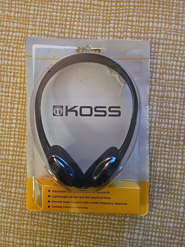 KOSS KPH7 Lightweight On-Ear Portable Headphones NEW 3.5mm Jack Wired