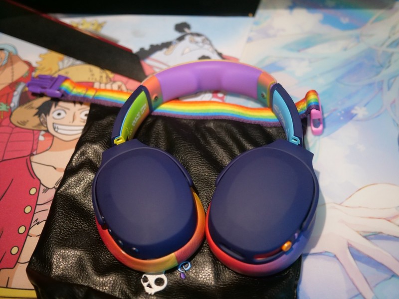 Skullcandy Crusher EVO All Love Limited Edition Wireless Bluetooth (Custom Blue) gallery