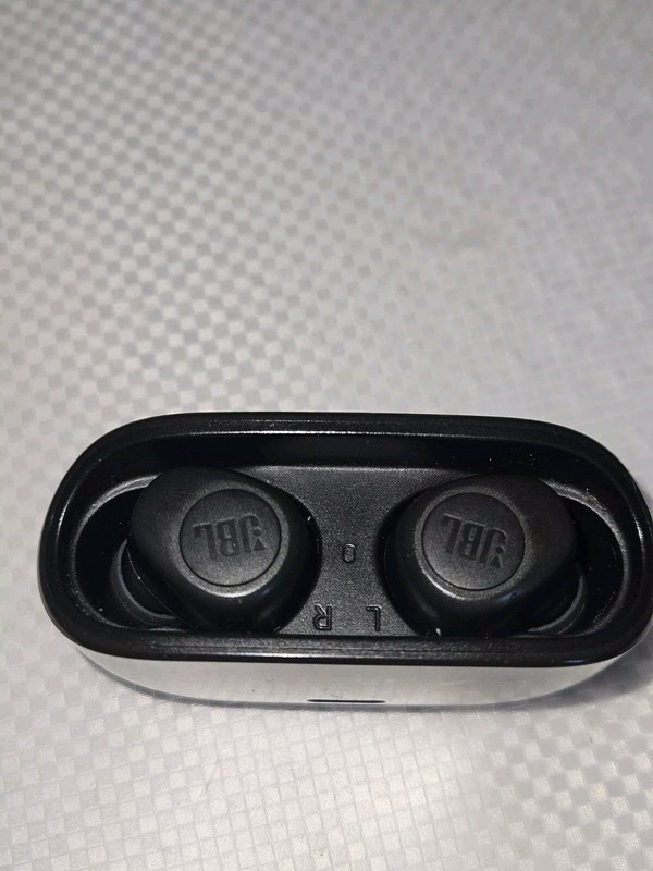 JBL Vibe Buds True Wireless Bluetooth Earbuds Headphones – Black –