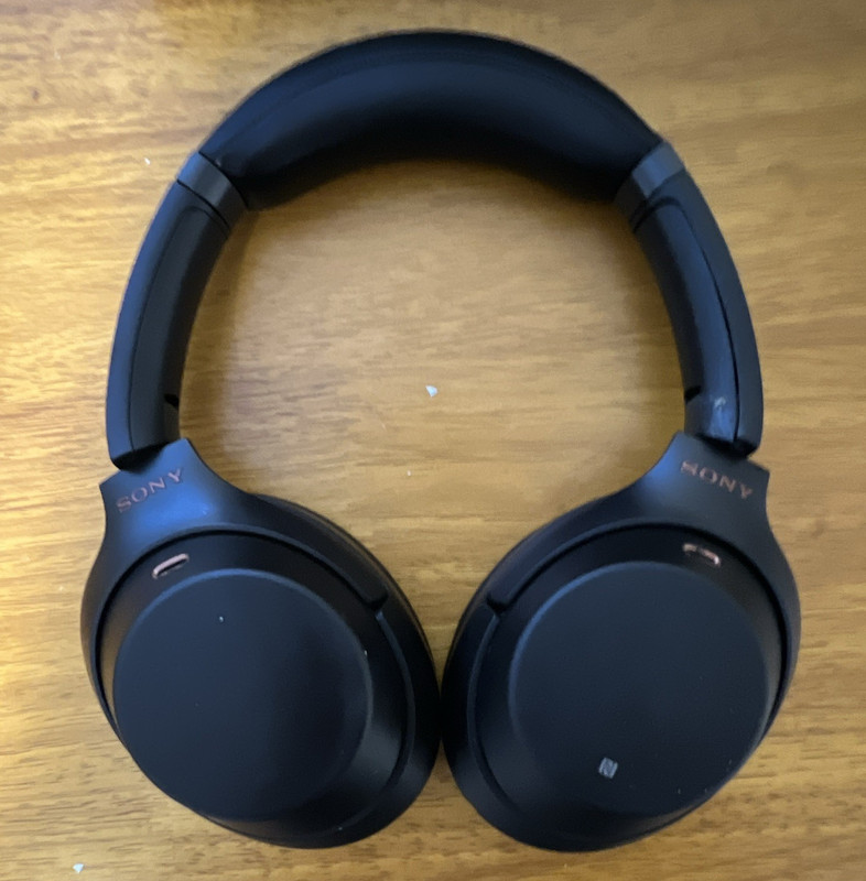 Sony WH-1000XM3 Over-Ear Headband Headphones Black Bluetooth 3.5mm Used