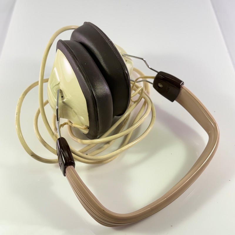 Pioneer SE-4GH Vintage Stereo Headphones 8 Ohm Made in Japan Tested Working gallery