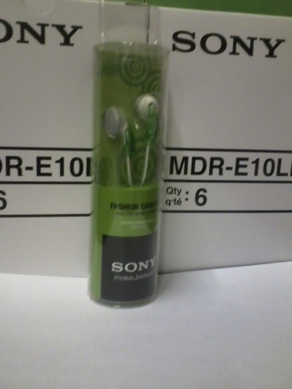 Sony MDR-E10LP In-Ear Stereo Headphone -MDRE10LP Green ” New in Sealed Pack “