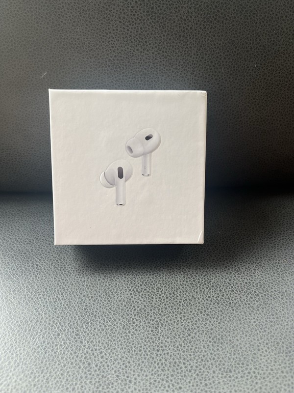 Apple AirPods Pro (2nd Gen) White MagSafe USB-C Case ANC Bluetooth